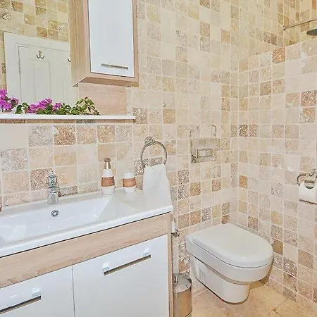 Sleeps 8 Pool Air Con Wifi 빌라 *